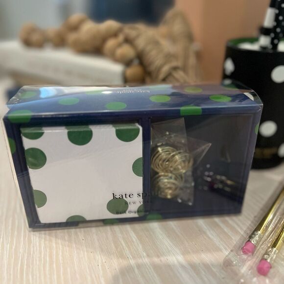 New Kate Spade Desk Accessories Gift Set Bundle Teacher or Graduate Gift - Picture 2 of 9